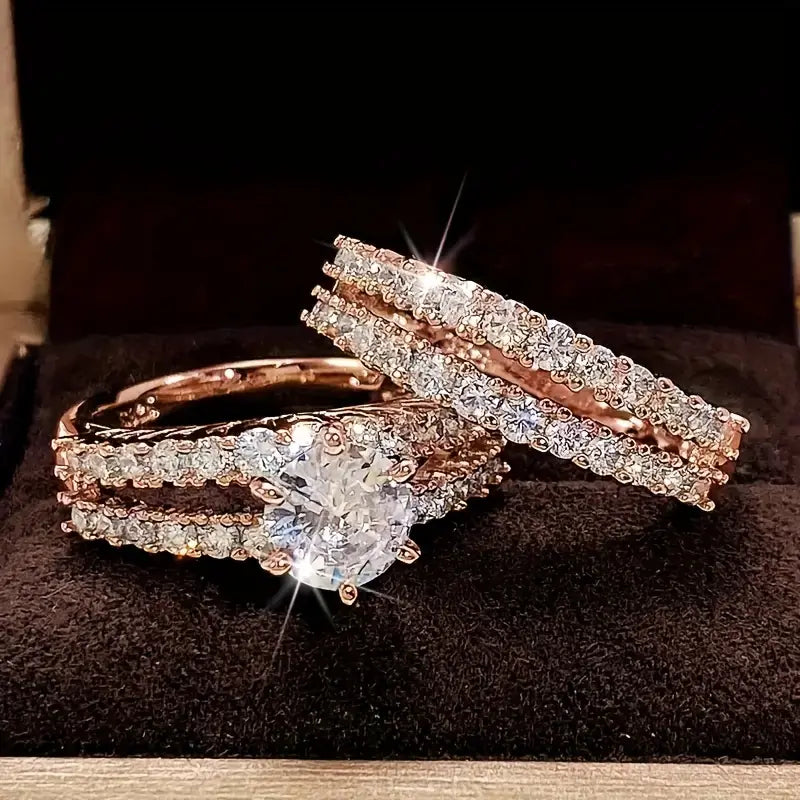 Orla & James - Eternal Radiance Ring Set in Gold