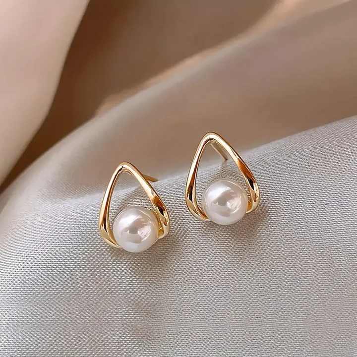 Orla & James - Elegant Hollow Triangle Pearl Earrings